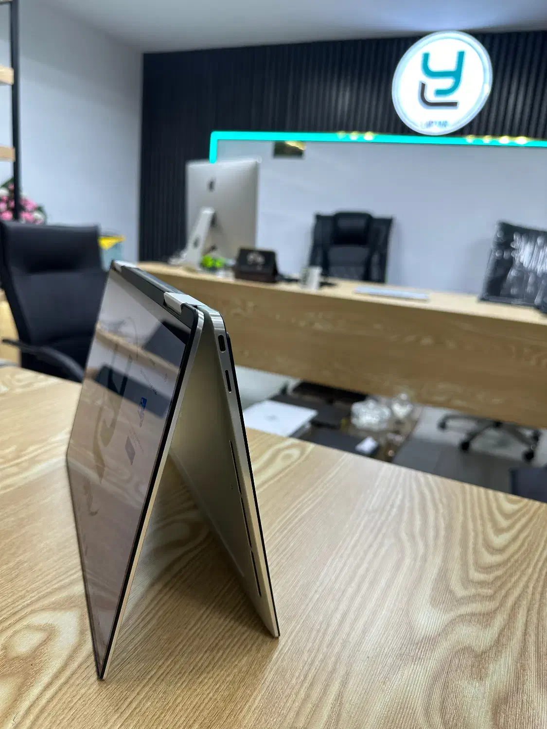 لپ تاپ Dell XPS 4K تبلت شو رم 32 یک ترا SSD|رایانه همراه|تهران, فلسطین (میدان انقلاب)|دیوار