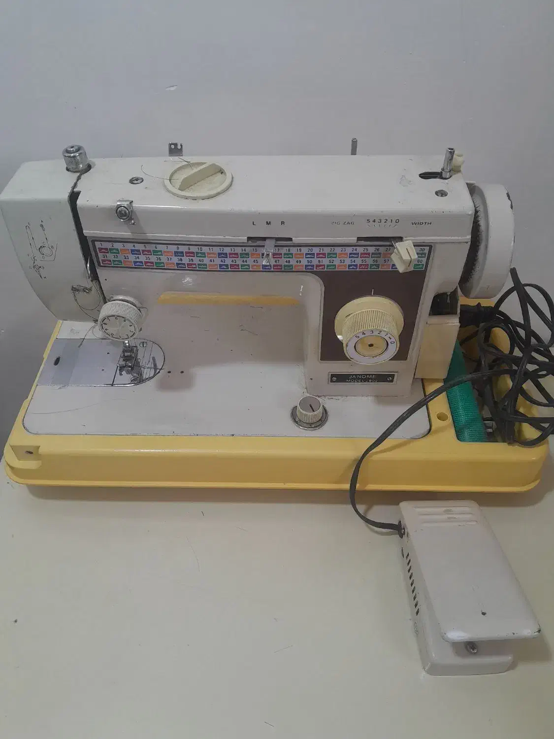 چرخ ژانومه مدل ۸۰۲|چرخ خیاطی و ریسندگی|اهواز, منبع اب|دیوار