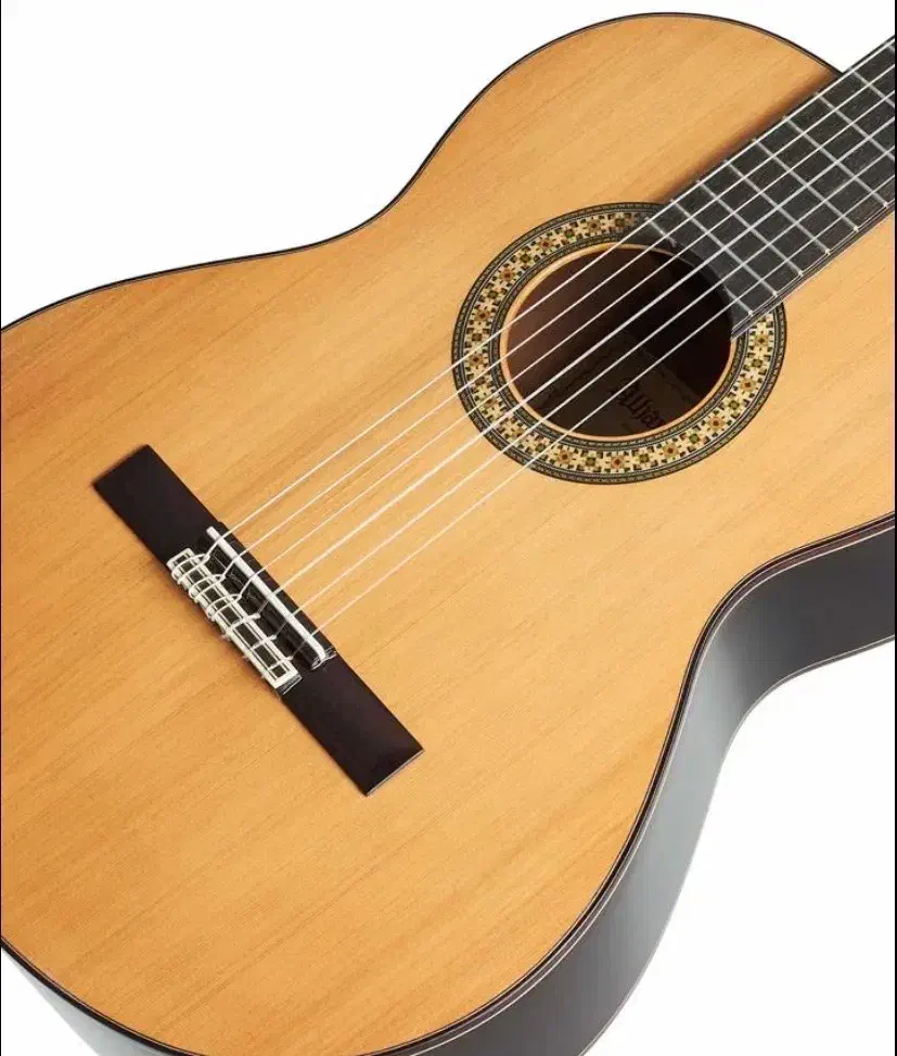 گیتار آکوستیک درجه ۱ زیر قیمت|گیتار، بیس، امپلیفایر|زنجان, |دیوار