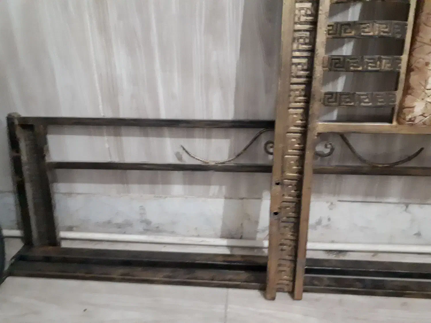 تخت خواب دونفره.فلزی|تخت و سرویس خواب|بیرجند, |دیوار