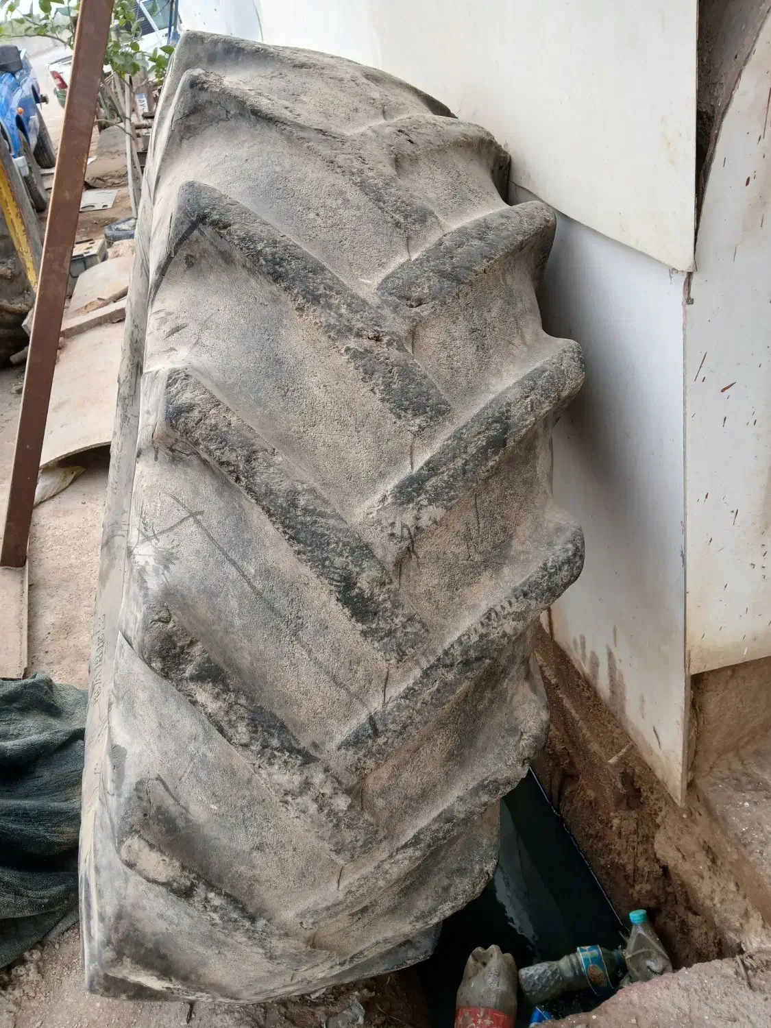 لاستیک جاندیر یا فرگوسن|قطعات یدکی و لوازم جانبی|بندر ماهشهر, |دیوار