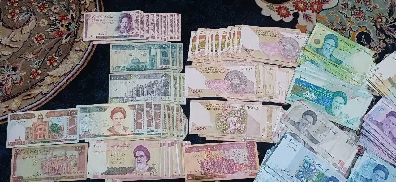 کلکسیون پول|کلکسیون سکه، تمبر، اسکناس|اسلام‌شهر, شهرک واوان|دیوار