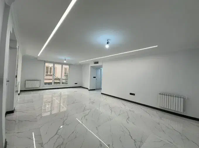 ۹۷ متر / تک واحدی/ سالن پرده خور