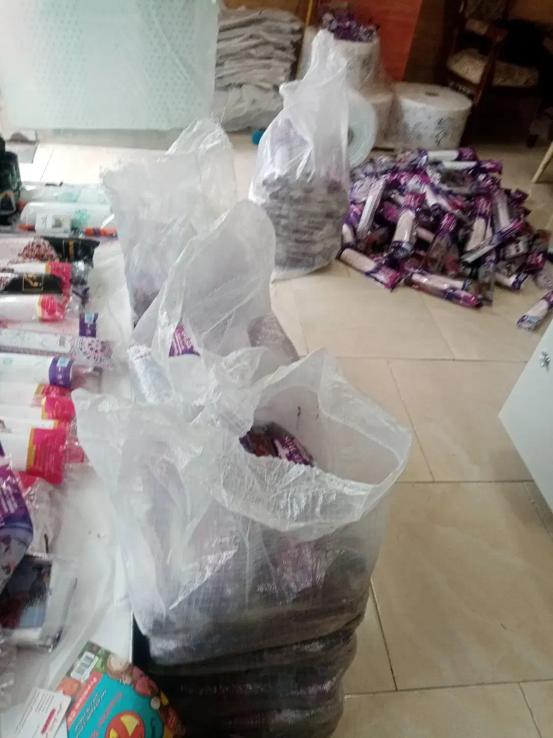 سفره یک بار مصرف 80درصد 350گرم تایک کیلو|ظروف نگهدارنده، پلاستیکی، یکبارمصرف|رشت, جانبازان|دیوار