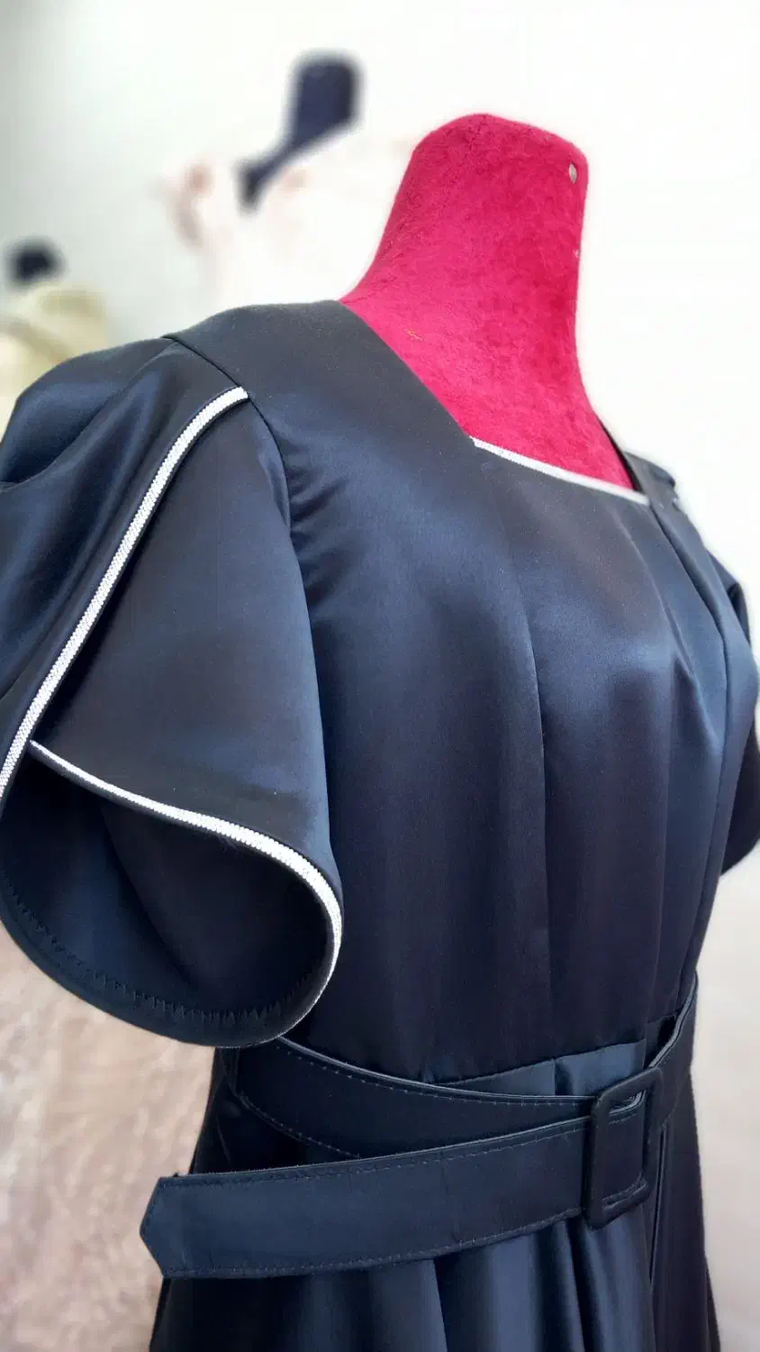 لباس مجلسی|لباس|کارون, |دیوار