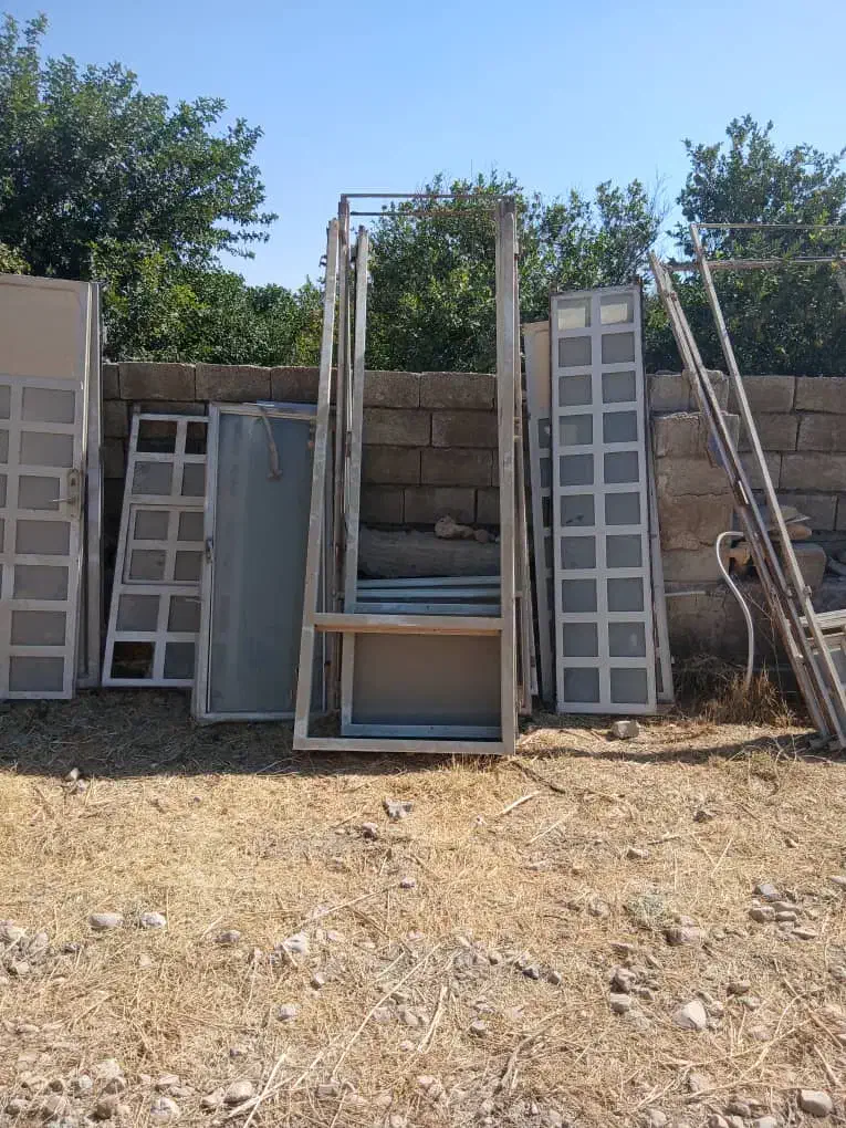 درب و پنجره دست دو|مصالح و تجهیزات ساختمان|کازرون, |دیوار