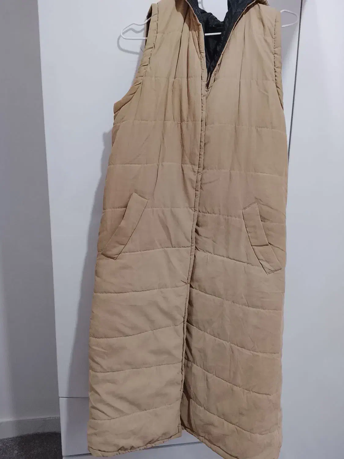 پافر|لباس|رشت, کوی حسینی|دیوار