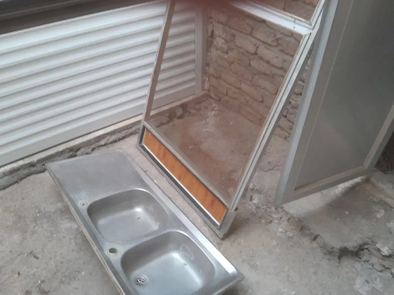 سینک|مصالح و تجهیزات ساختمان|ساوه, |دیوار