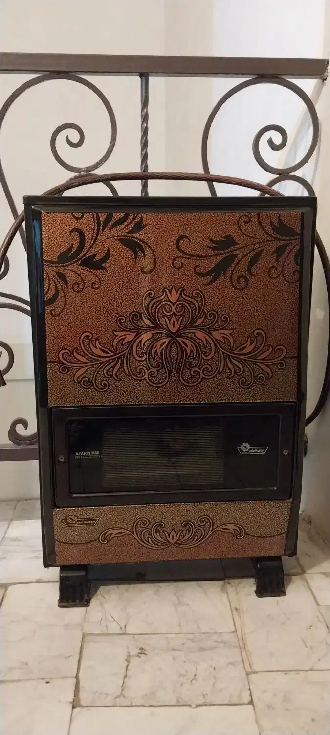 بخاری تمیز و سالم|بخاری، هیتر، شومینه|بندر انزلی, معلم|دیوار