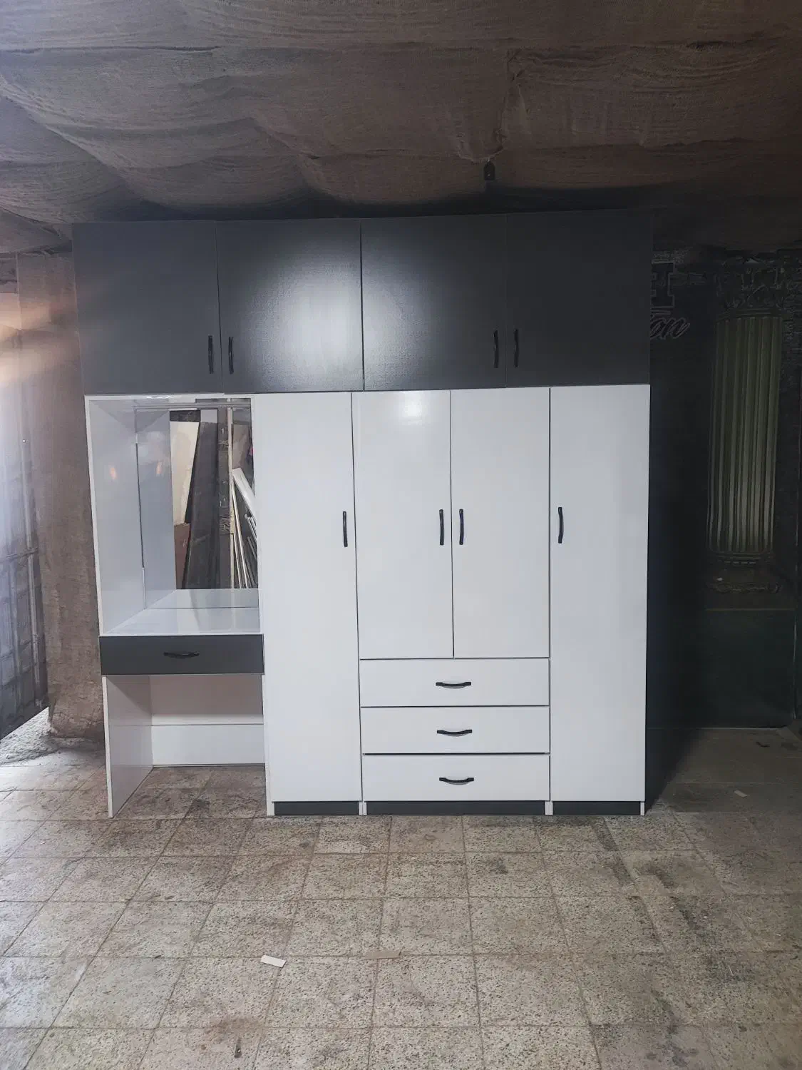 کمد کد ۰۲۳۰|جاکفشی، کمد، دراور|پاکدشت, کبودگنبد|دیوار