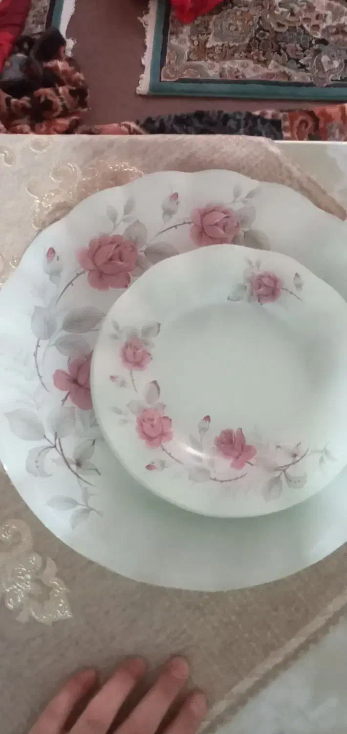 تعدادی لوازم منزل میز تی وی|میز تلویزیون|مرند, |دیوار