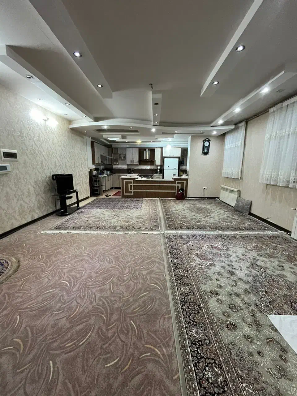 تکواحدی ۱۲۰ متر /دو نبش /سند۶دانگ /برانسجام|فروش آپارتمان|قم, انسجام|دیوار