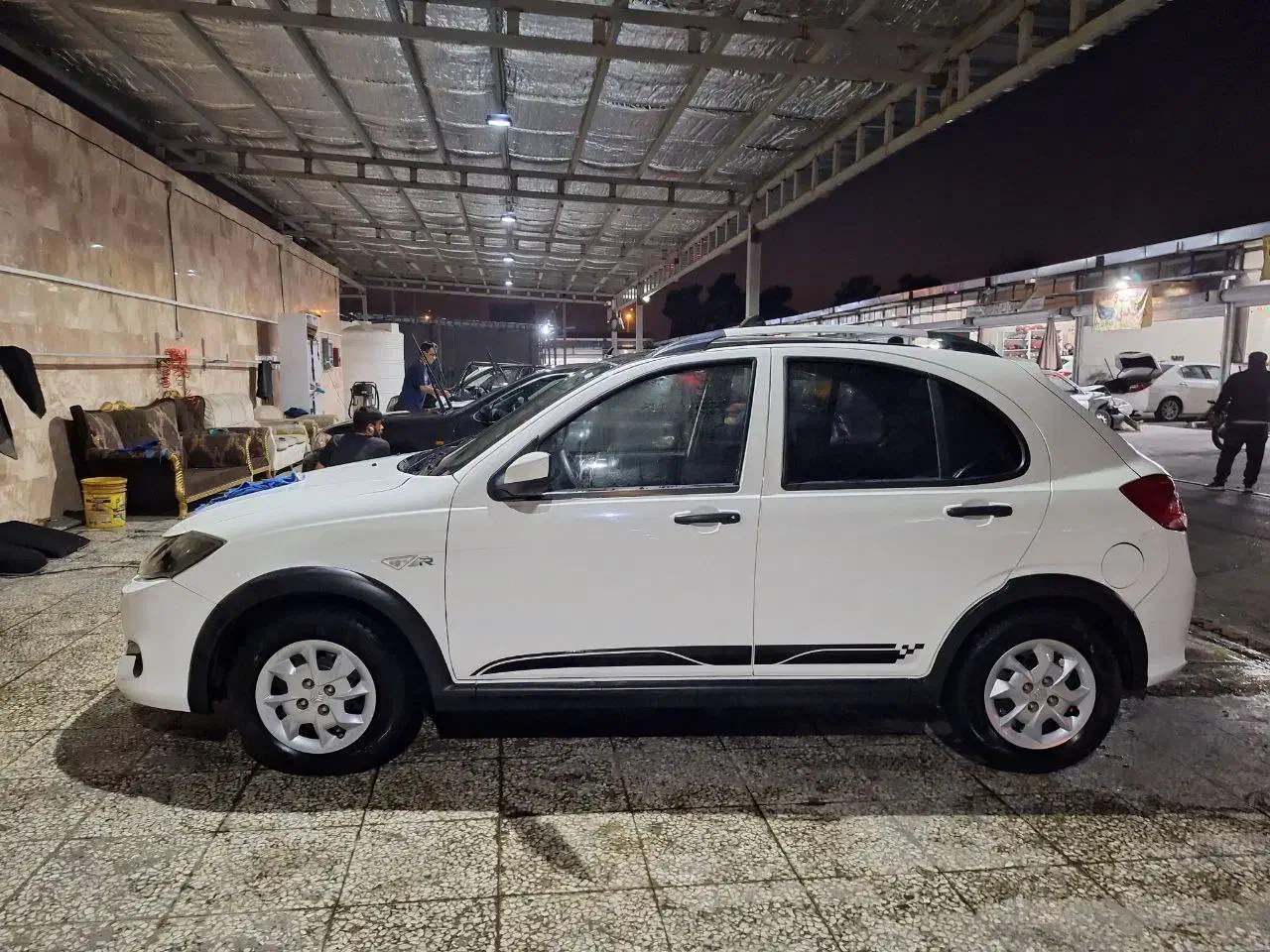 کوییک Rسفید سقف مشکی  قالپاق مدل401 پارس خودرویی|خودرو سواری و وانت|تهران, جی|دیوار