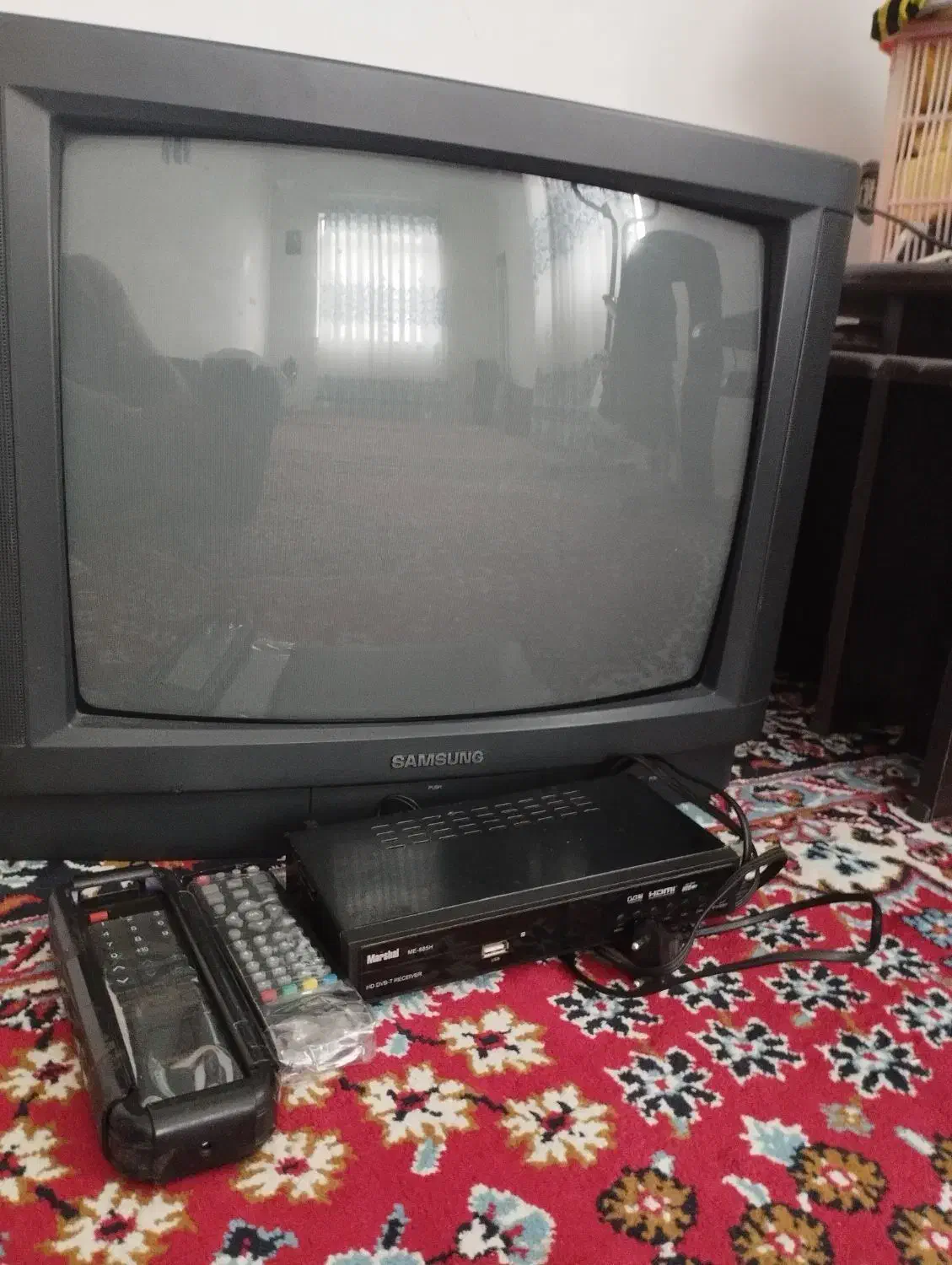 تلوزیون سامسونگ به همراه دستگاه دیجیتال مارشال|تلویزیون و پروژکتور|لنگرود, |دیوار