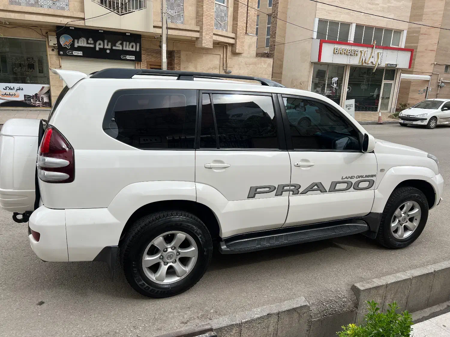 تویوتا پرادو چهار درب۴سیلندر سفارتی درحد دنده دستی|خودرو سواری و وانت|تهران, پردیسان|دیوار