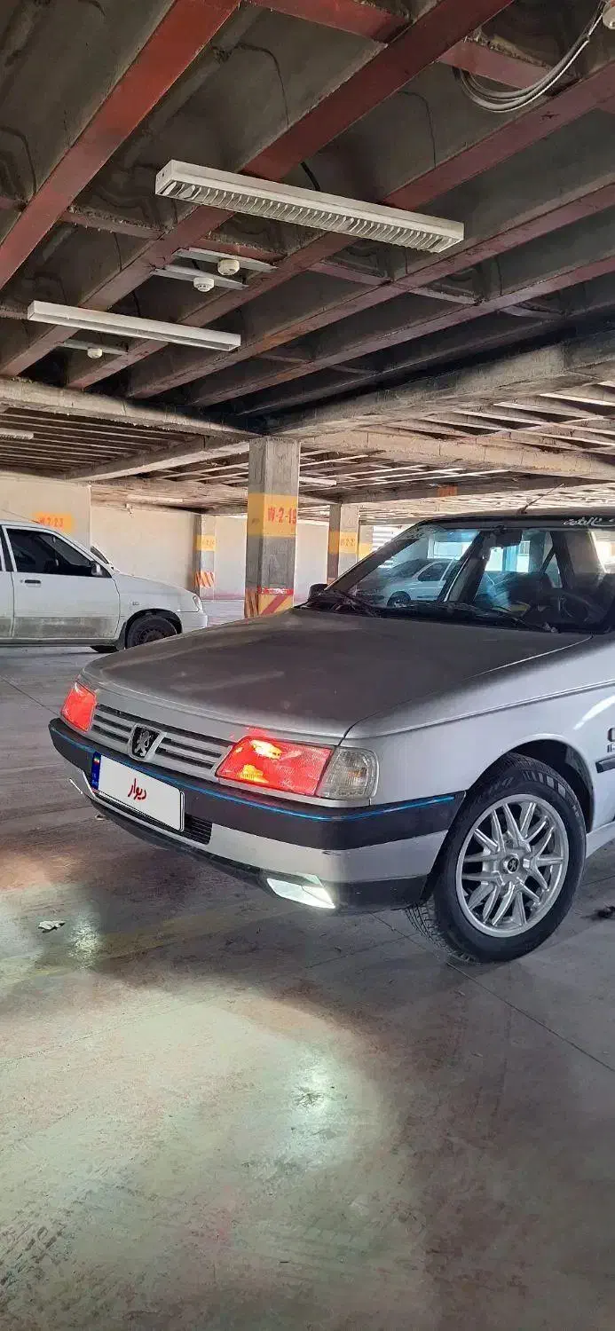 پژو 405 مدل 85|خودرو سواری و وانت|اراک, |دیوار