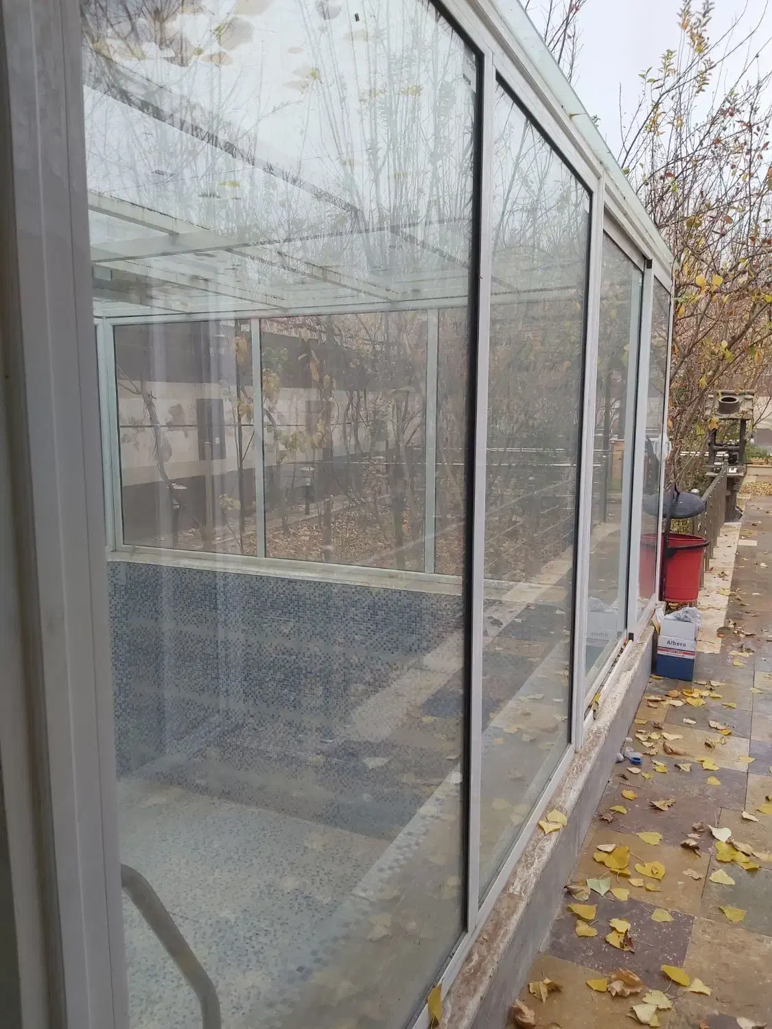 اطاقک شیشه ای|مصالح و تجهیزات ساختمان|باغ بهادران, |دیوار