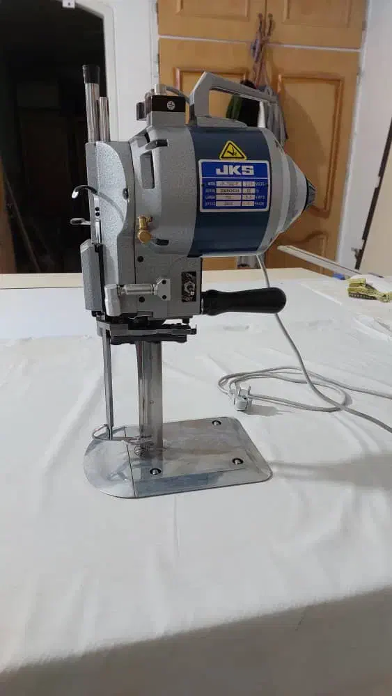 قیچی برقی ۸ اینچ جک قیچی خط زن دستگاه پرس|لوازم خیاطی و بافتنی|قم, منبع آب|دیوار