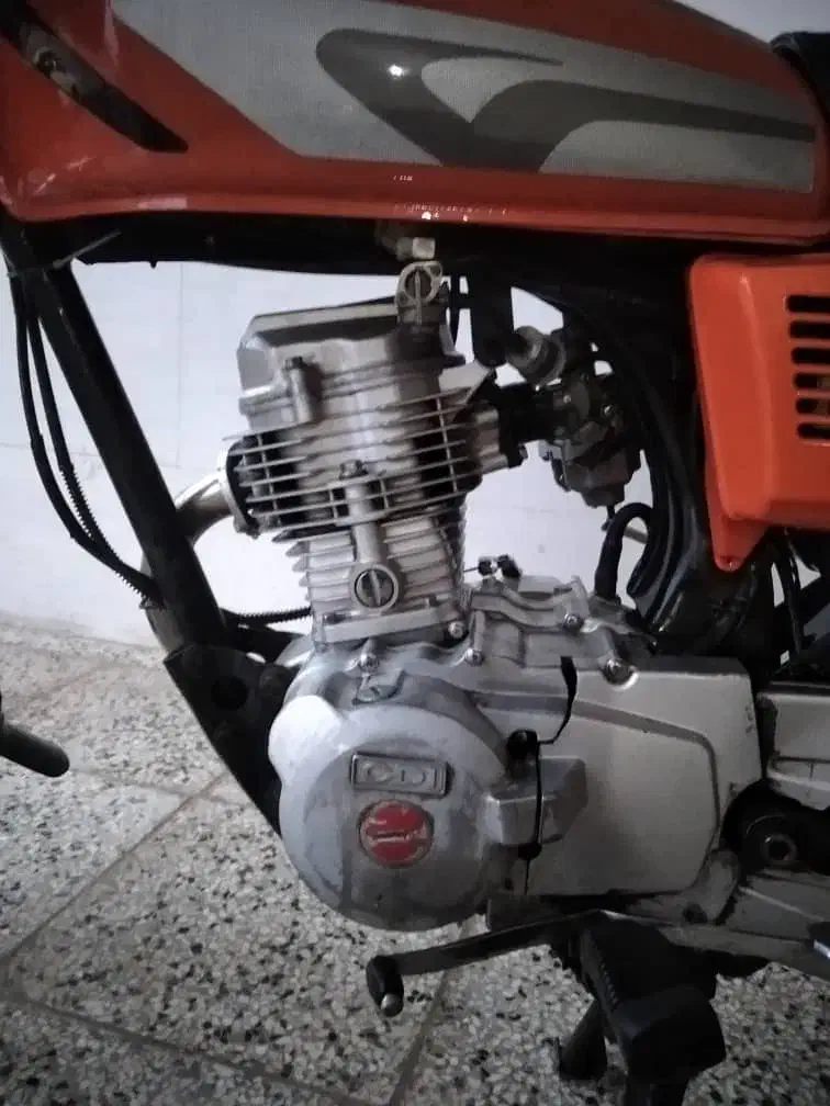 هندا ۱۲۵|موتورسیکلت|شیراز, شهرک مهدی‌آباد|دیوار