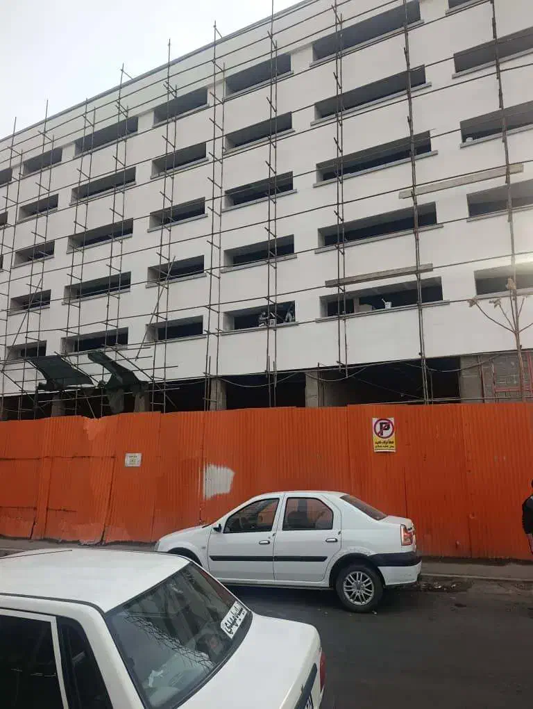 استخدام استادکار آرماتوربند،بنا،کاشیکار،نماکار و.|استخدام معماری، عمران و ساختمانی|تهران, استاد معین|دیوار