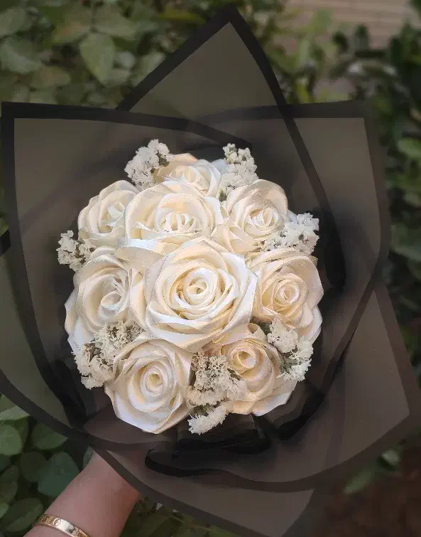 باکس گل و دسته گل آماده ی فروش|گل مصنوعی|شیراز, شهرک سراج‎|دیوار