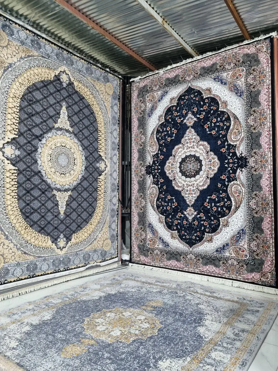 قالی های اقساطی با هر شرایطی|فرش|سیرجان, |دیوار