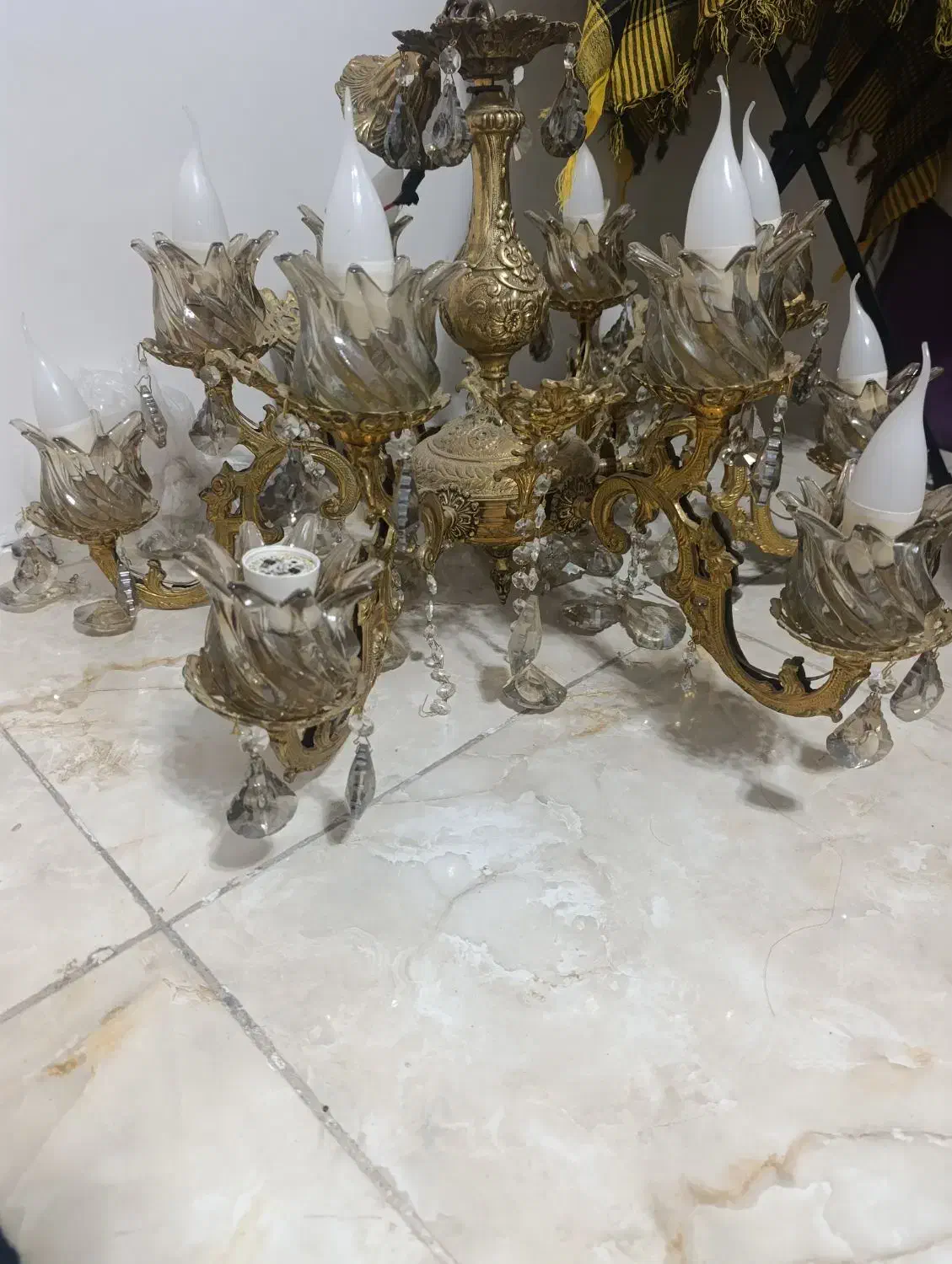 لوستر برنجی|لوستر و چراغ آویز|قرچک, میرزائی شمالی|دیوار