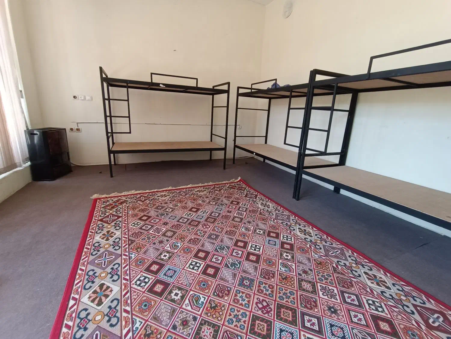 خوابگاه دخترانه پریا شعبه اردیبهشت|اجارهٔ کوتاهمدت آپارتمان و سوئیت|شیراز, سینما سعدی|دیوار