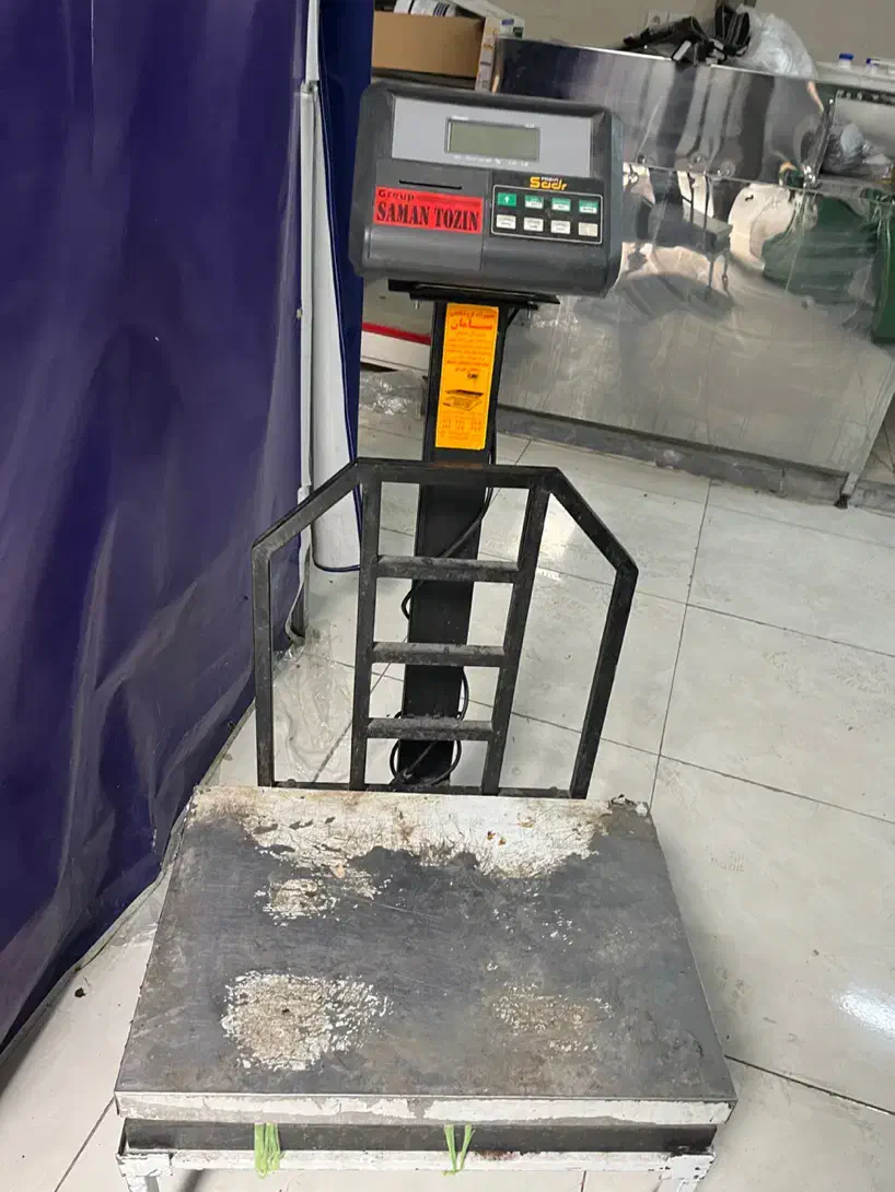 تجهیزات فروشگاهی|فروشگاه و مغازه|نجفآباد, یزدانشهر|دیوار