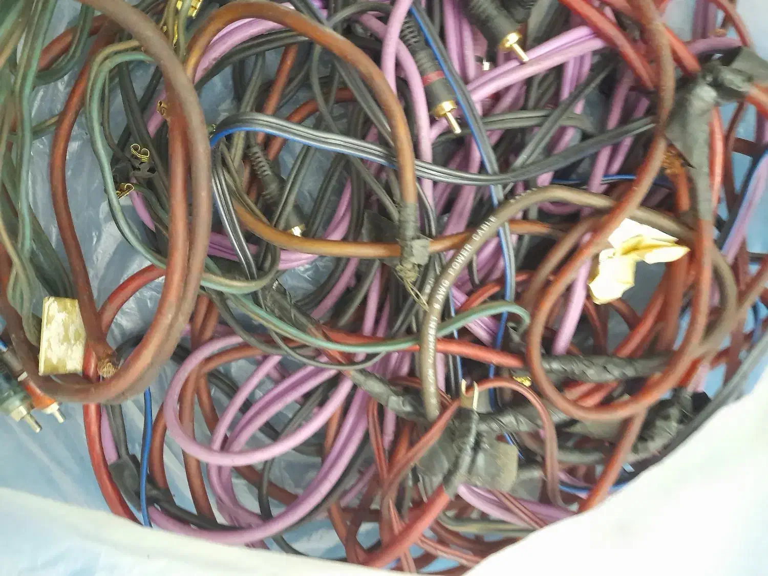 لوازم پژو پراید موتورسالم|قطعات یدکی و لوازم جانبی|قم, فرهنگیان و شهربانی|دیوار