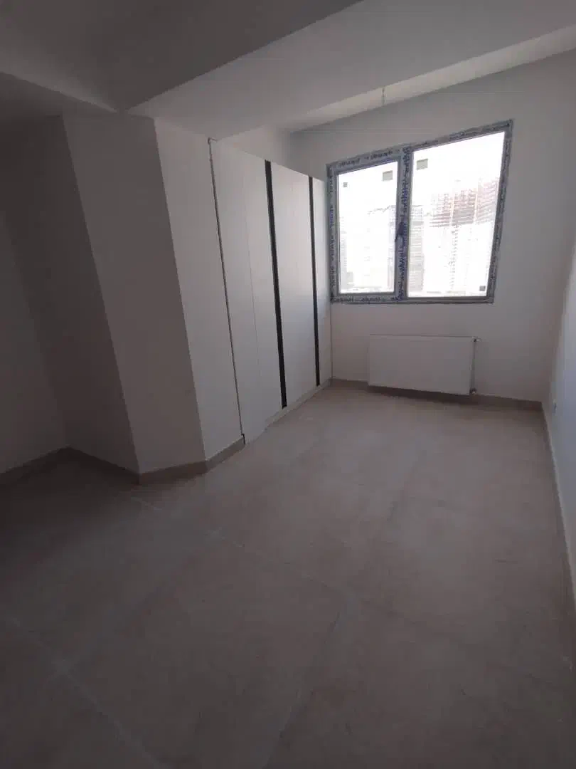 136 متری/دو خوابه/نوساز/چیتگر