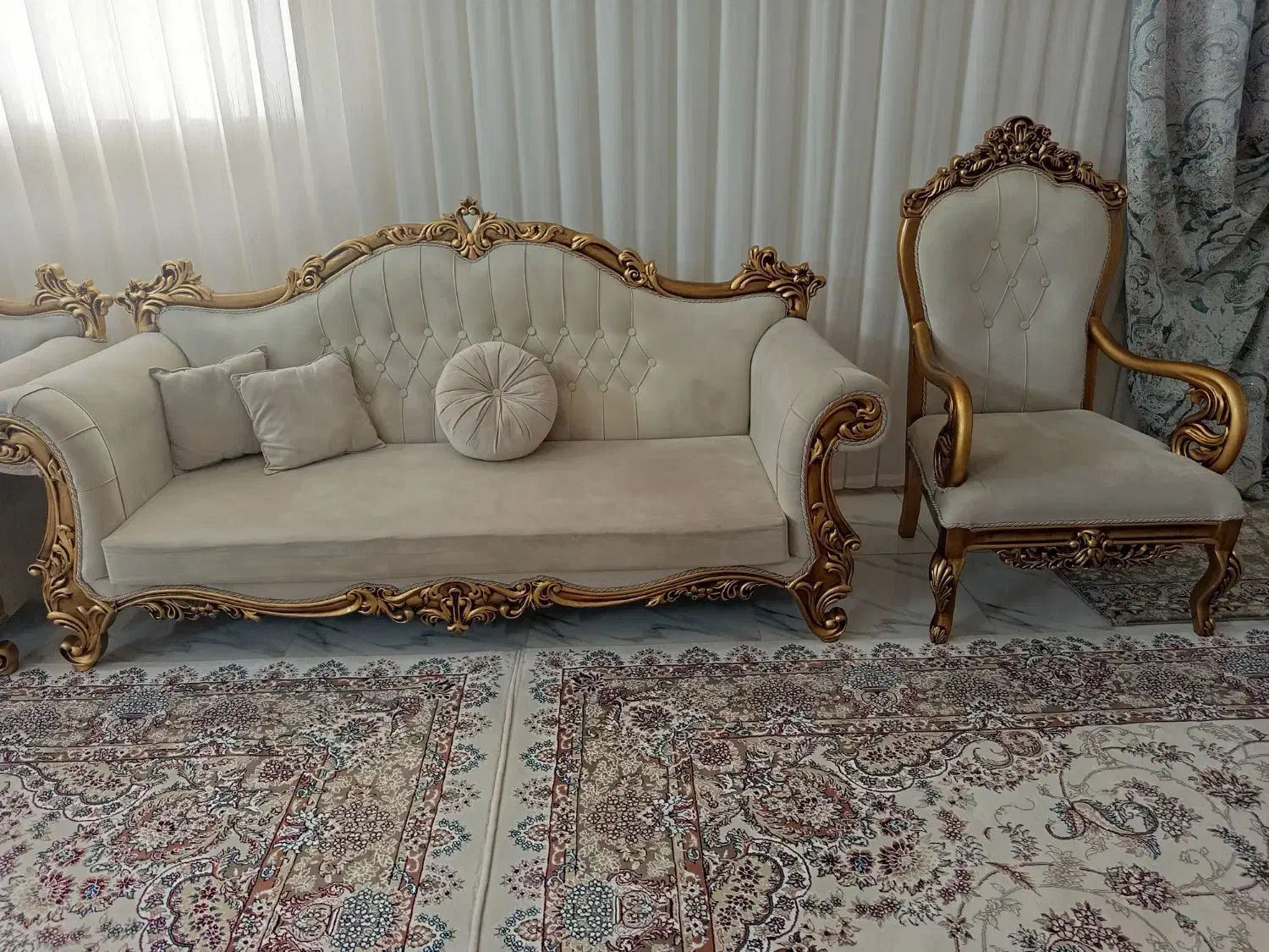 مبل کار کرده|مبلمان خانگی و میز عسلی|قنوات, |دیوار