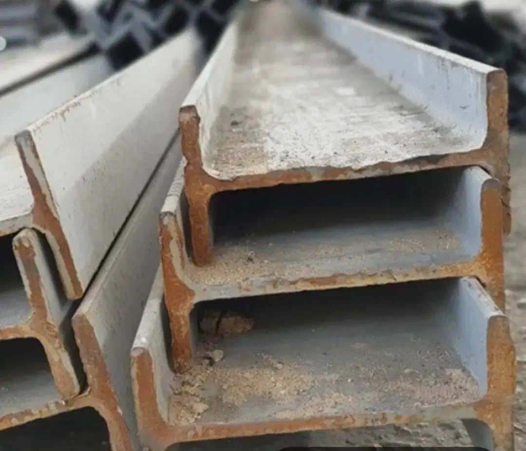 آهن|مصالح و تجهیزات ساختمان|صحنه, |دیوار