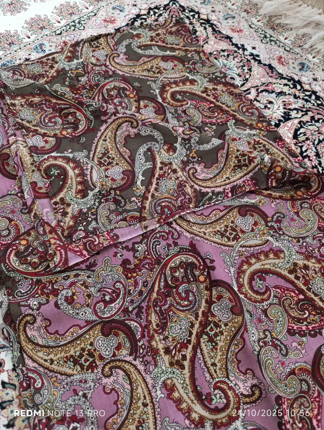 پشتون|لباس|سقز, |دیوار