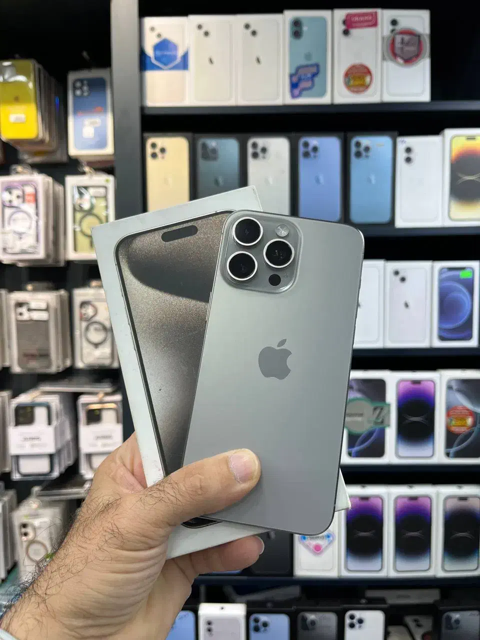 اپل 15 پرومکس با ریجستر ZAA با اقساط بلند مدت|موبایل|رشت, بازار|دیوار