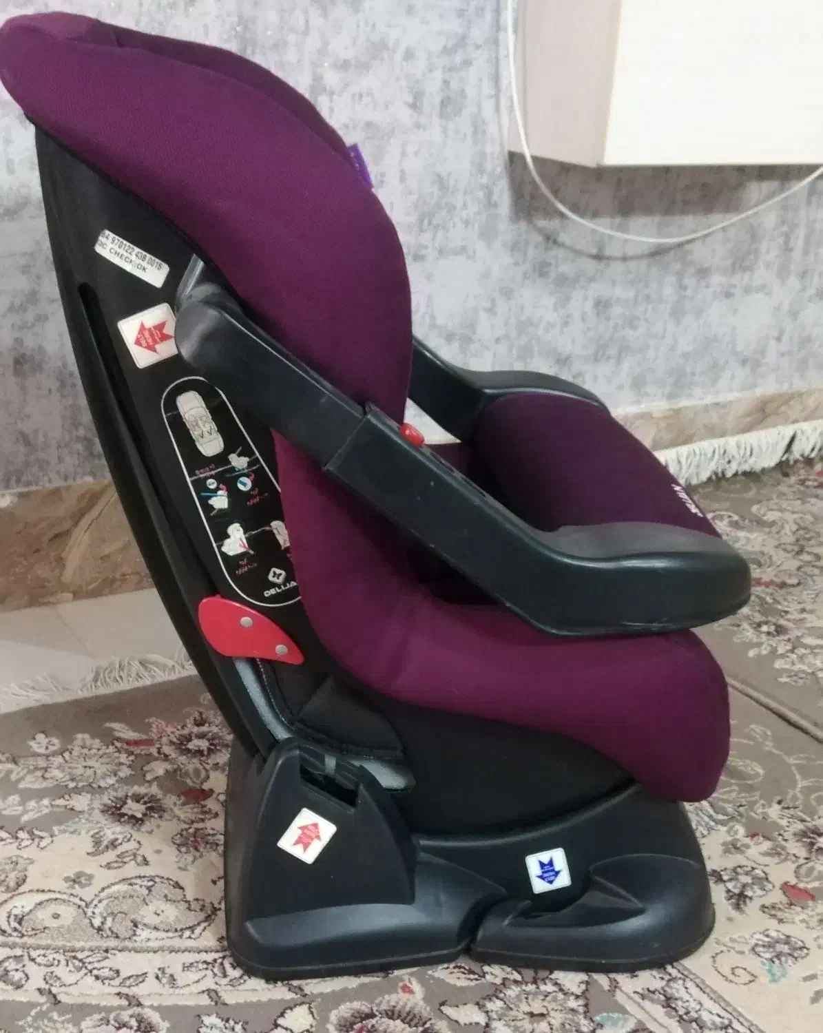 صندلی کودک|اسباب و اثاث بچه|تربتحیدریه, باغ سلطانی|دیوار