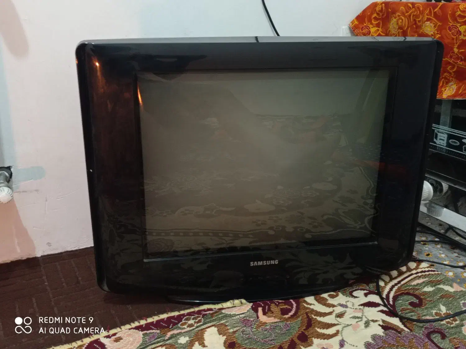 تلویزیون ۲۴ سالم وتمیز به فروش میرسد فروش فوری|تلویزیون و پروژکتور|گرگان, |دیوار