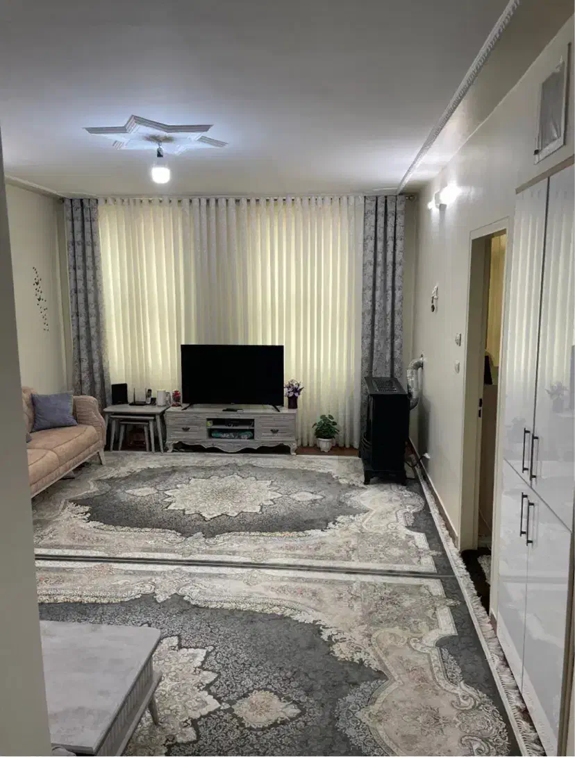 آپارتمان ۶۲ متری /سند/ سنگ فرش شهرداری|فروش آپارتمان|رشت, بازار|دیوار