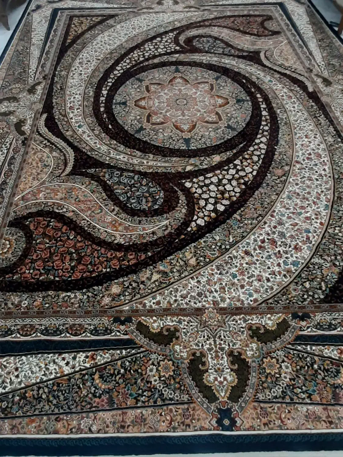 فرش طرح کهکشان 12 متری|فرش|زاهدان, |دیوار