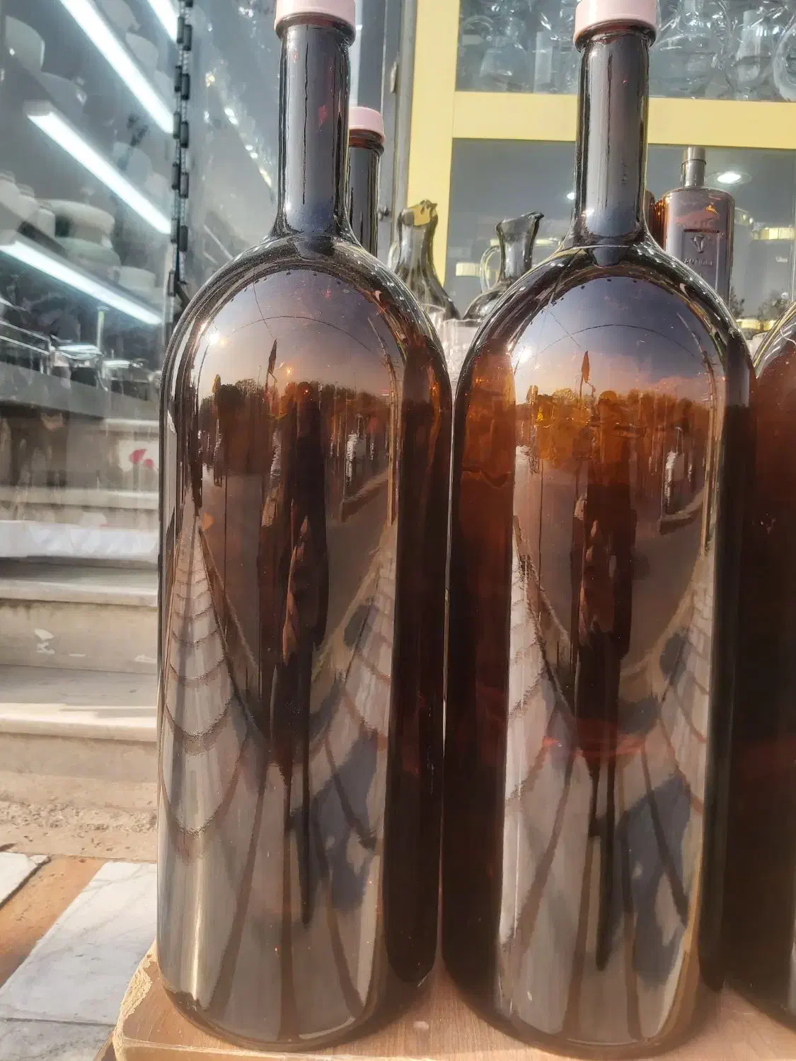 بطری شیشه ای|ظروف نگهدارنده، پلاستیکی، یک‌بارمصرف|کرج, باغ سیب|دیوار