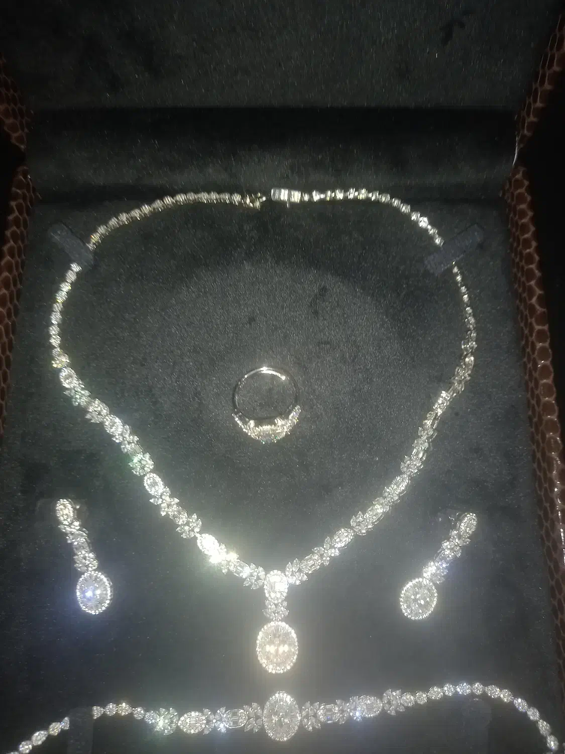 سرویس نقره ایتالیایی|جواهرات|قم, کلهری|دیوار