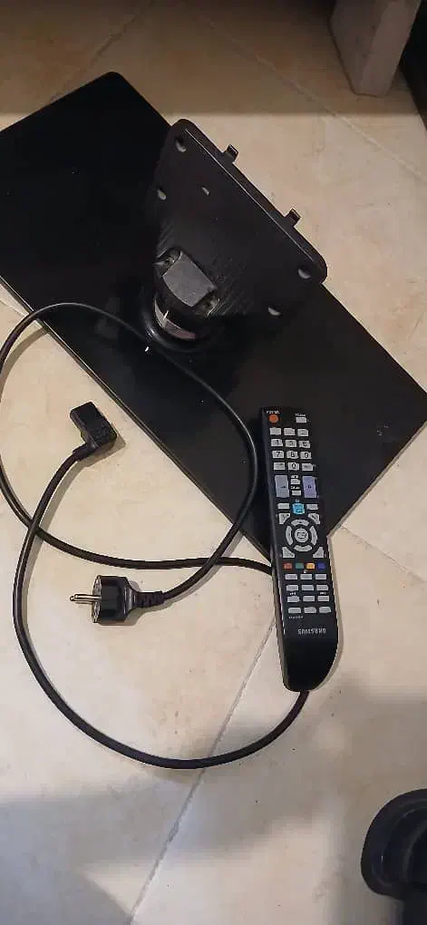 پایه تلوزیون سامسونگ کنترل کابل|تلویزیون و پروژکتور|چهارباغ, |دیوار