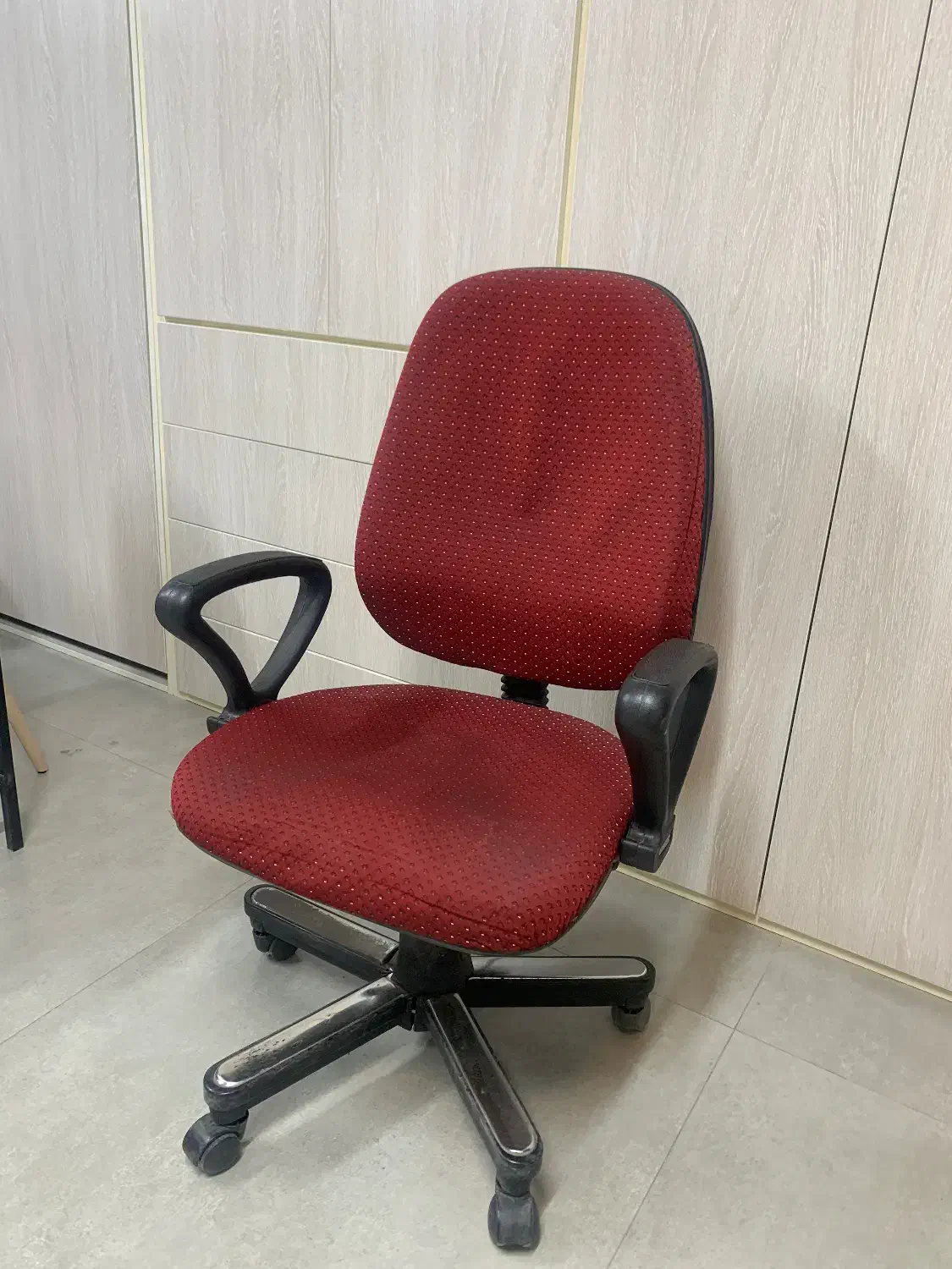 صندلی چرخدار بزرگ در حد نو|صندلی و نیمکت|خرم‌آباد, |دیوار