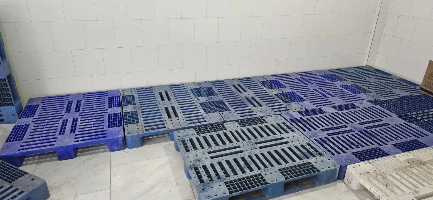 پالت پلاستیکی ۱۲۰×۱۰۰×۱۵|فروشگاه و مغازه|قم, ولیعصر|دیوار