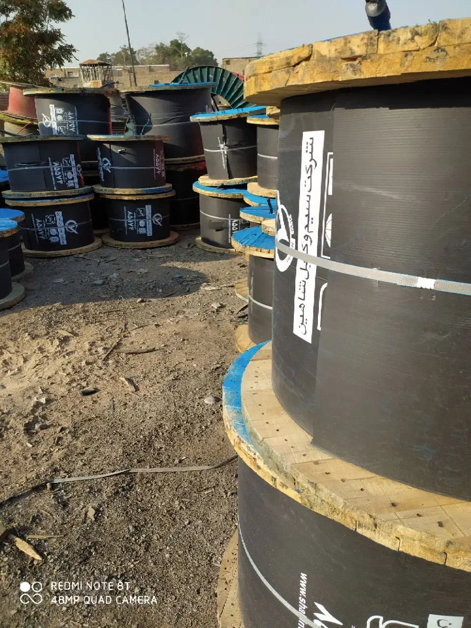 کابل برق ۱۶×۳ تخت|ماشین‌آلات صنعتی|بندر گناوه, |دیوار