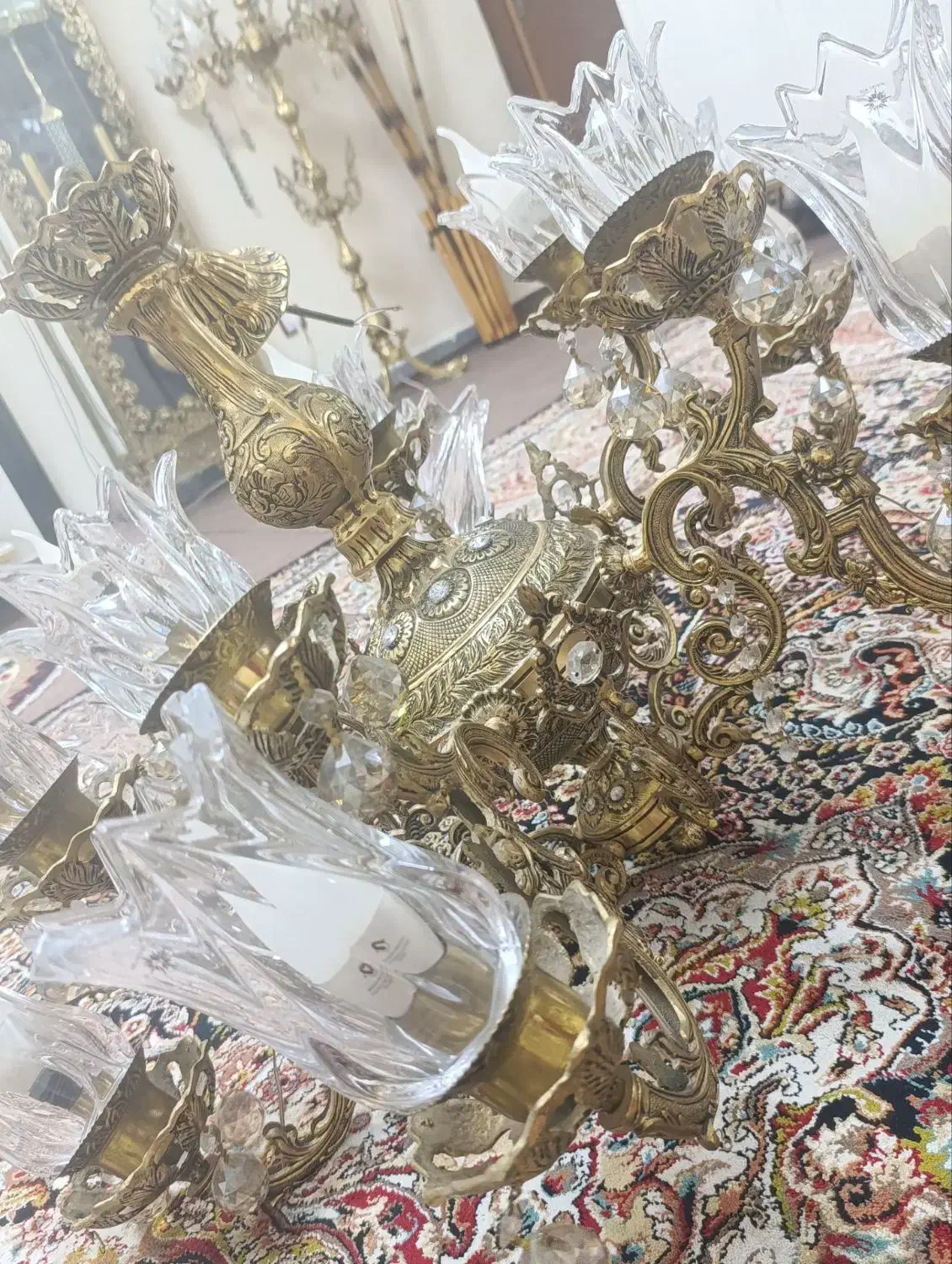 لوستر برنز|لوستر و چراغ آویز|میانه, |دیوار