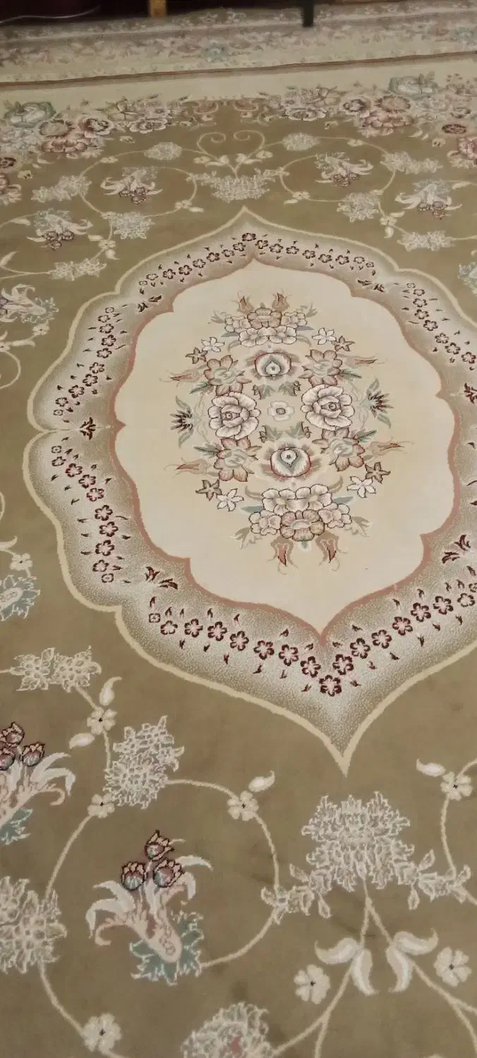 فرش کاملا سالم|فرش|قره ضیاالدین, |دیوار