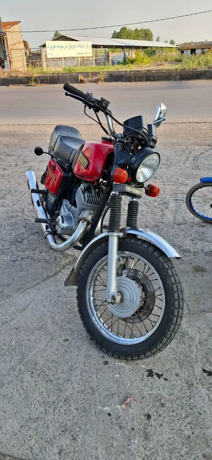 موتور ایژ ۳۵۰cc روسی تمام فابریک مدارک تکمیل|موتورسیکلت|رشت, حومه رشت|دیوار
