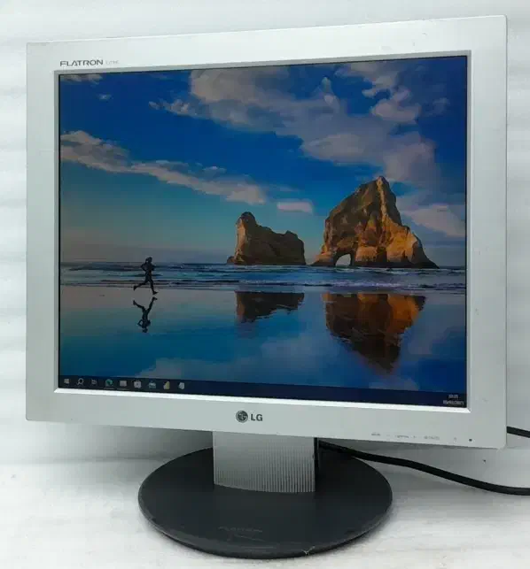 مانیتور 15 اینچ LG در حد|قطعات و لوازم جانبی رایانه|زنجان, |دیوار