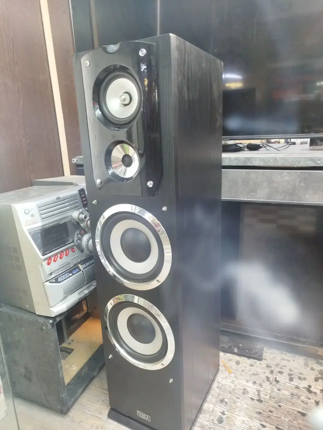 اسبیکر|سیستم صوتی خانگی|شهریار, شهریار|دیوار